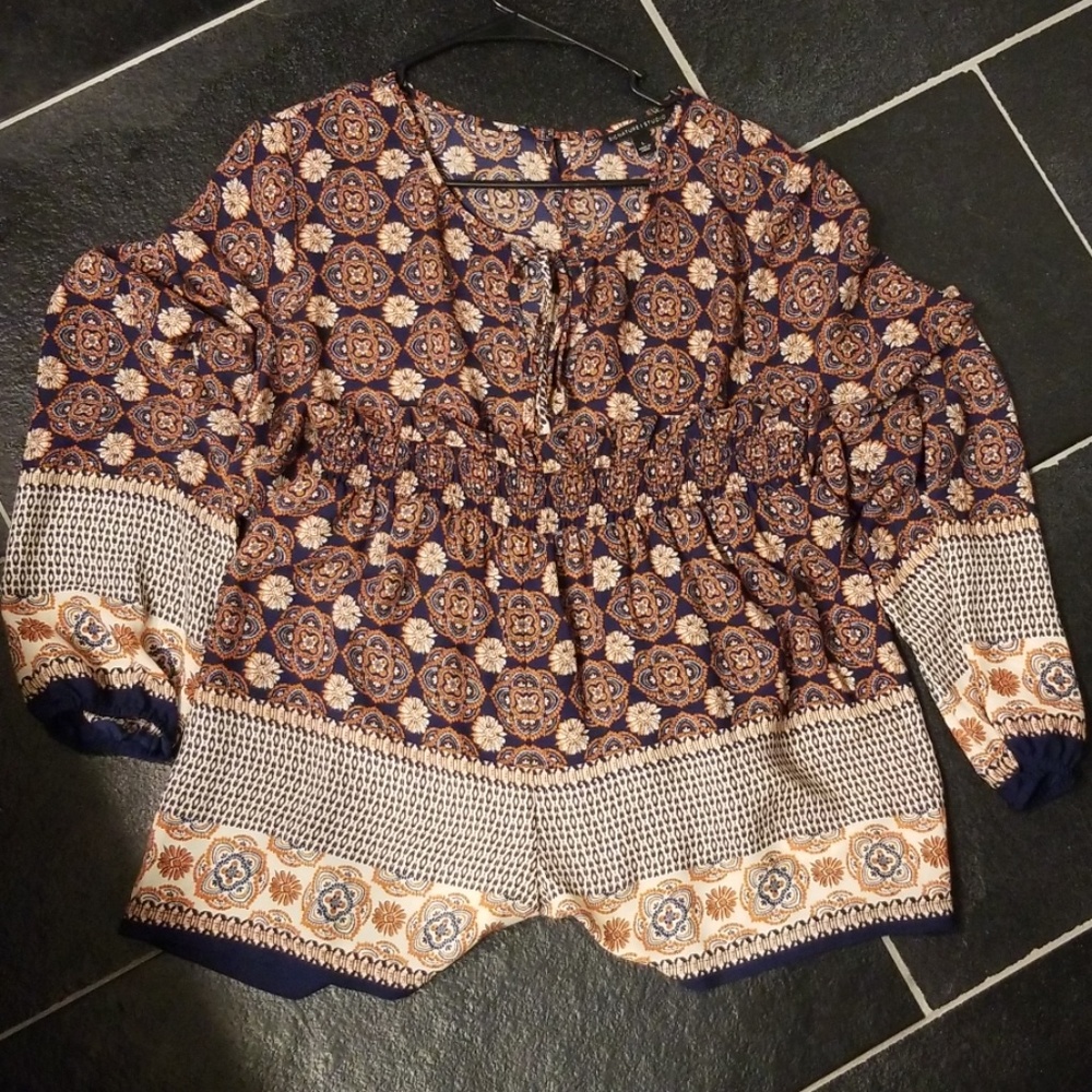 NWOT Women's Long Sleeve Romper